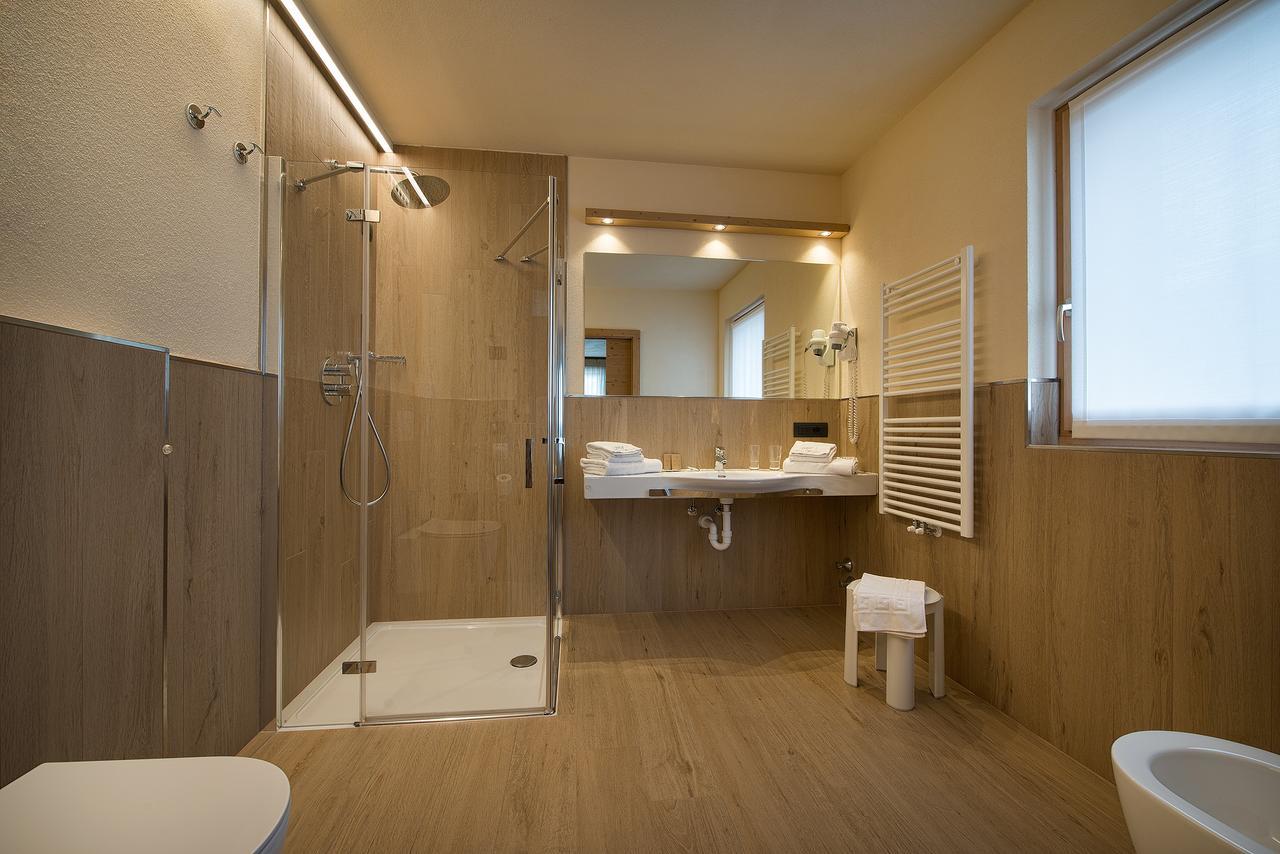 Hotel Silvestri Livigno Esterno foto