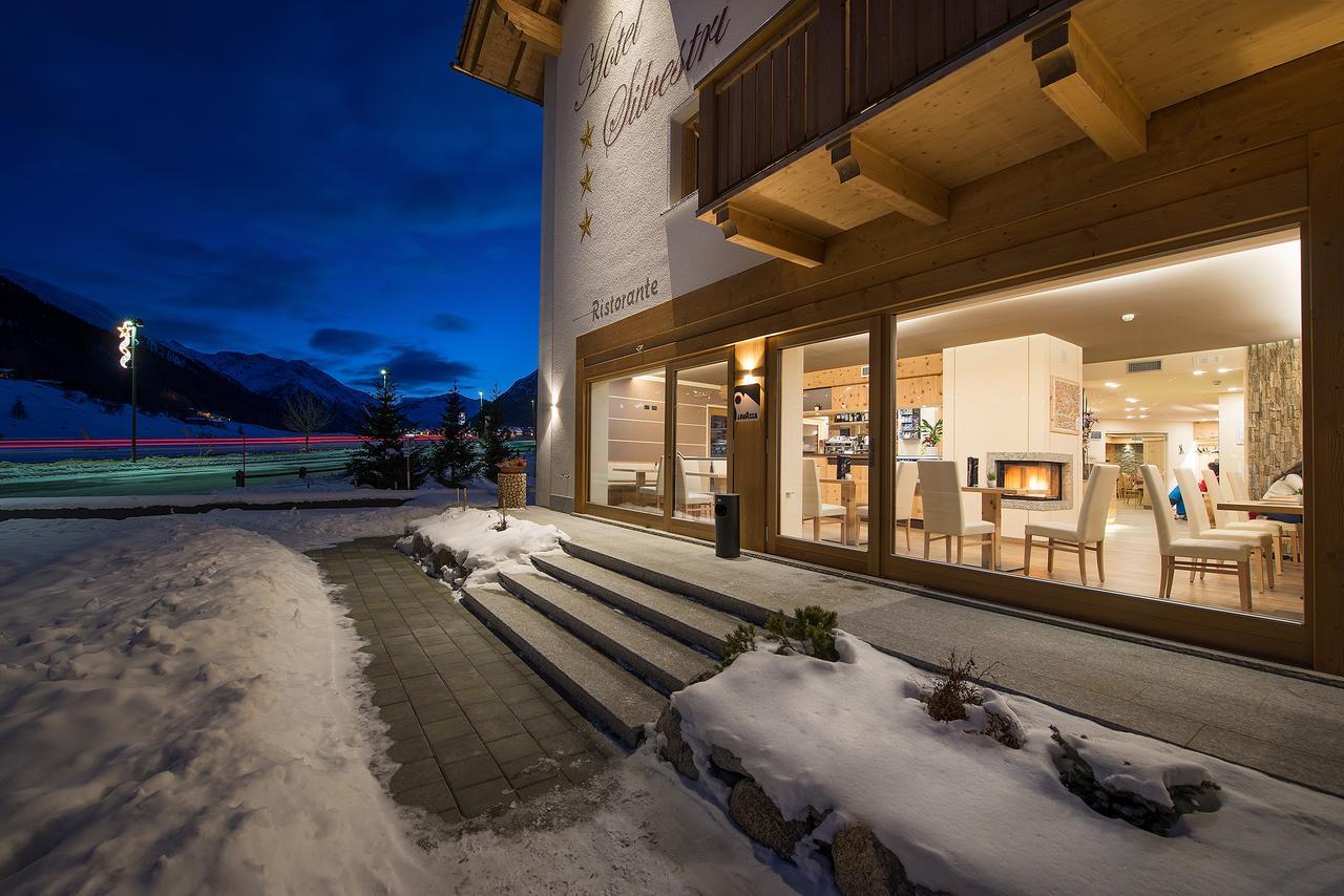 Hotel Silvestri Livigno Esterno foto