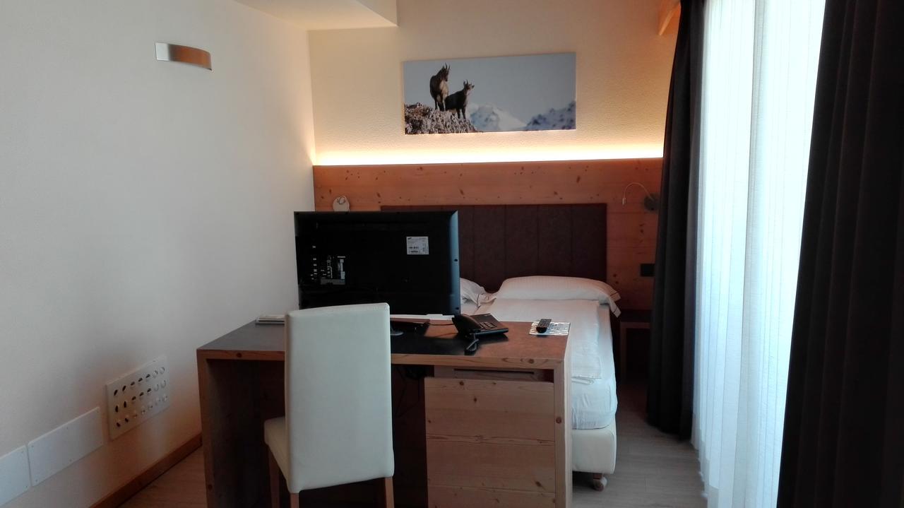 Hotel Silvestri Livigno Esterno foto