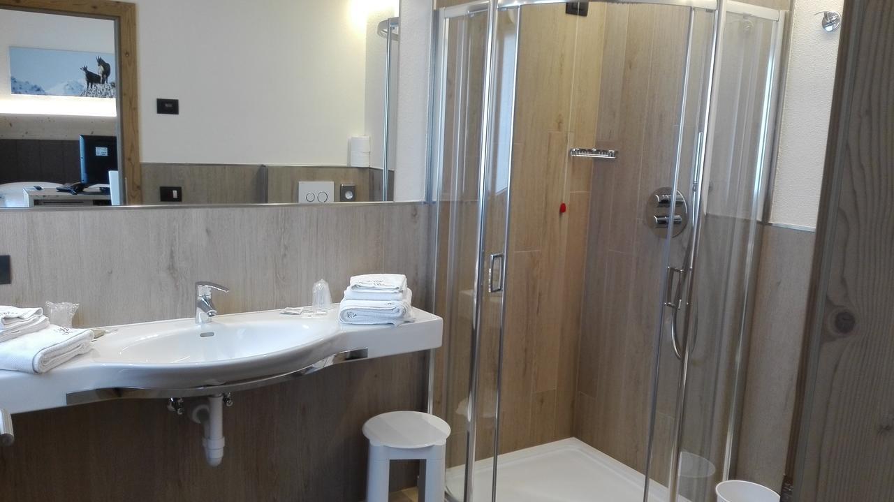 Hotel Silvestri Livigno Esterno foto